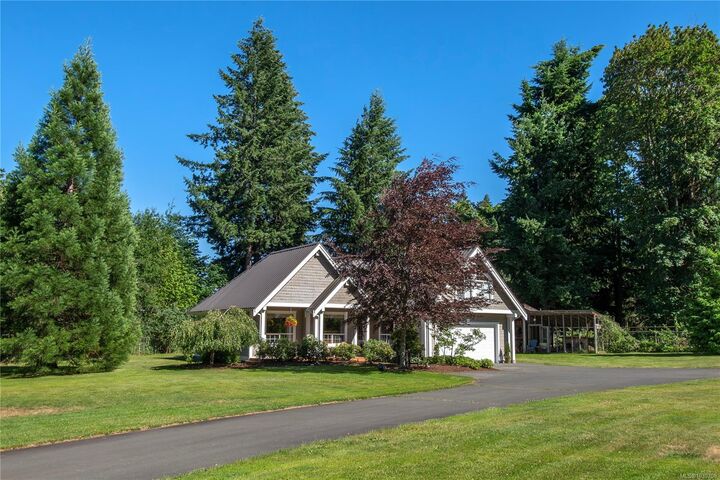 Property Photo: 2435 Charleville Rd BC V9W 4N4