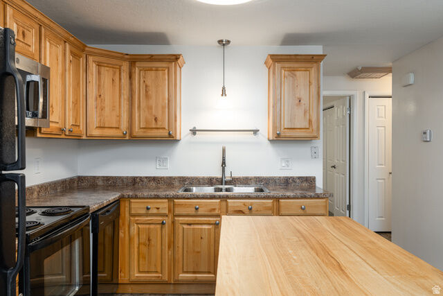 Property Photo:  4770 S 700 E 141  UT 84107 