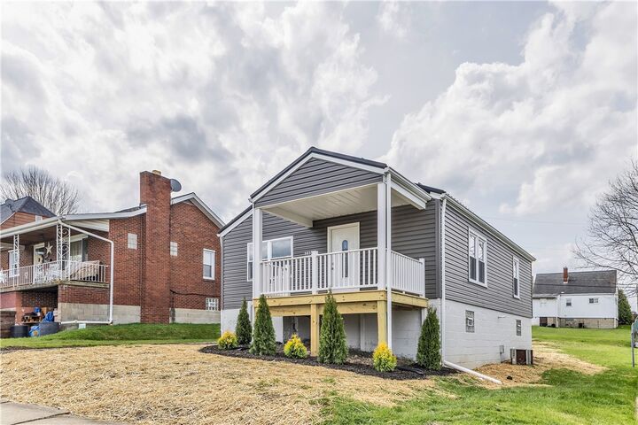 Property Photo:  1415 Springhill Rd  PA 15065 