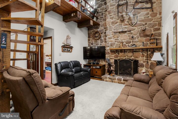 Property Photo:  1195 Seglock Road  PA 17543 