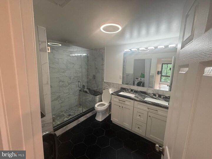 Property Photo:  18118 Kilrush Court  MD 20886 