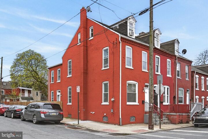 Property Photo:  501 Green Street  PA 17602 
