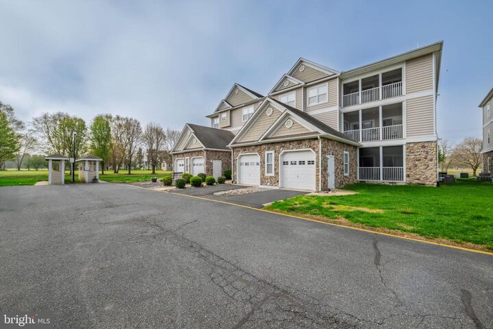 Property Photo: 4101 Fullerton Court C DE 19963