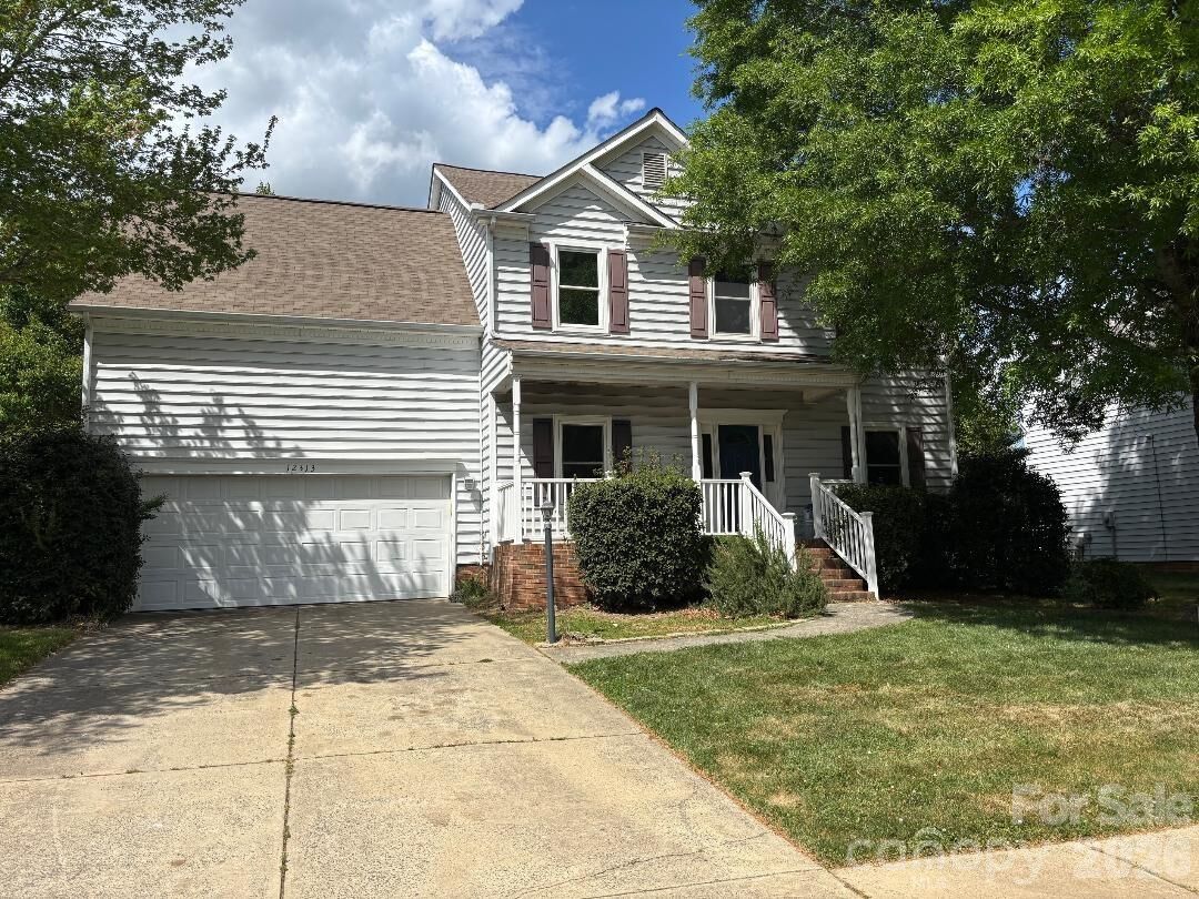 Property Photo: 12313 Carolina Crossing Drive NC 28273