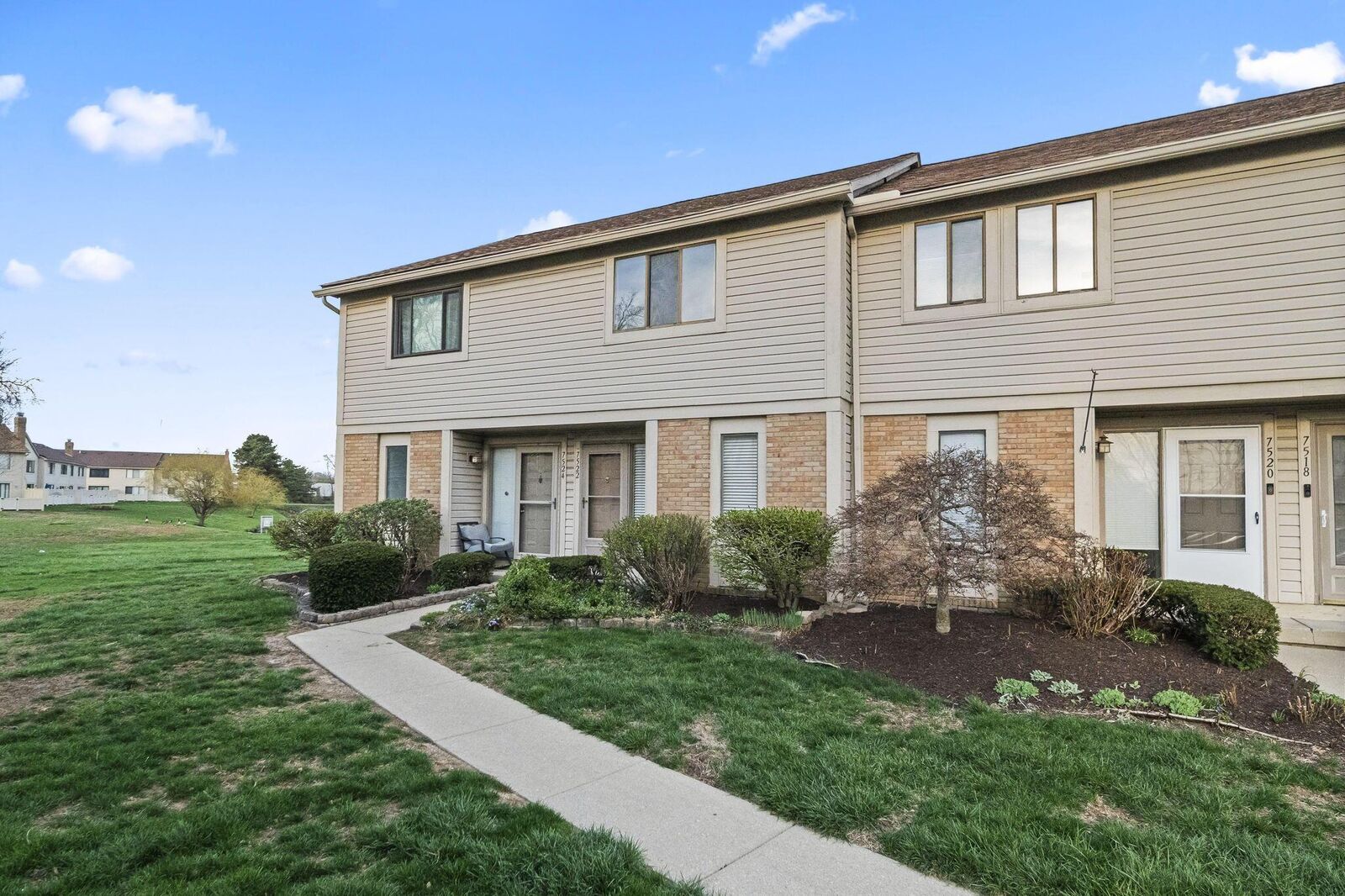 Property Photo:  7522 Stone Lake Drive  OH 43016 