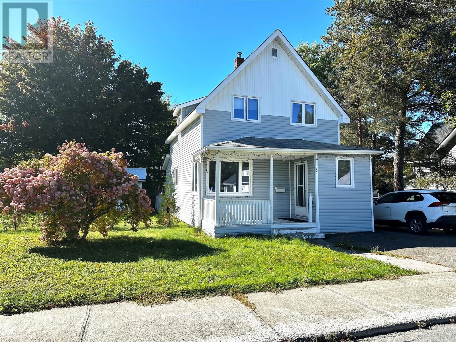 Property Photo: 47 Beaumont Avenue NL A2A 1Z8