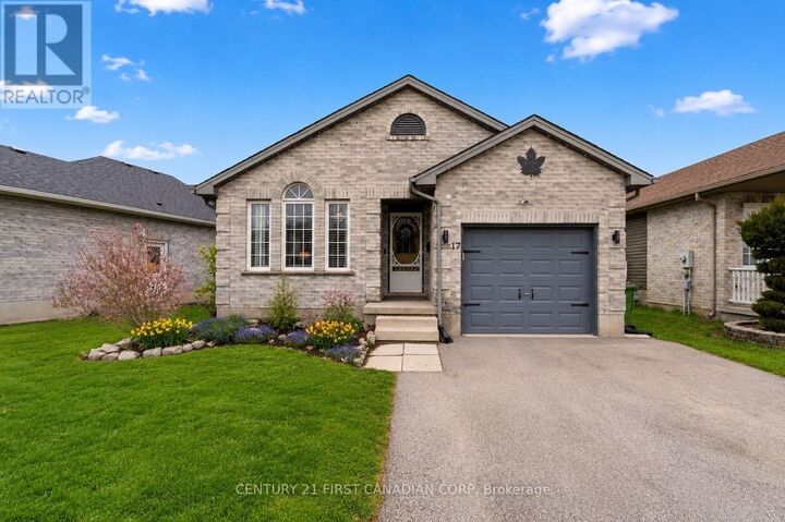 Property Photo: 17 Cottonwood Drive ON N5P 4M3