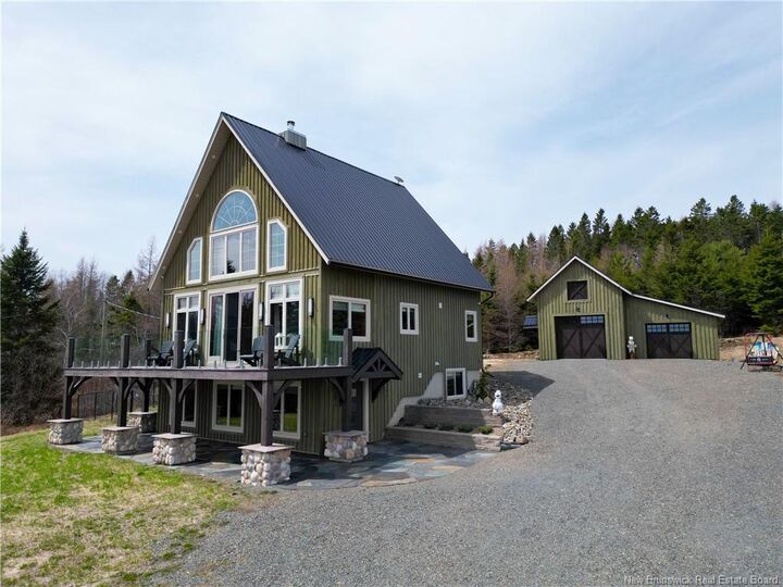 Property Photo:  10 Slopeside Lane  NB E6E 1E3 