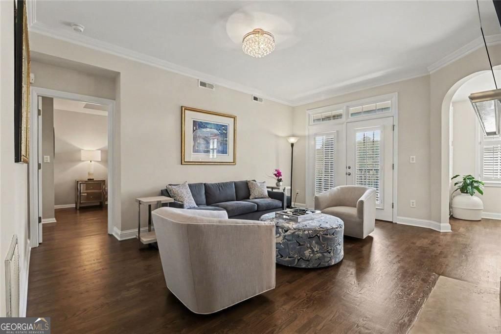 Property Photo: 1735 Peachtree Street NE 216 GA 30309