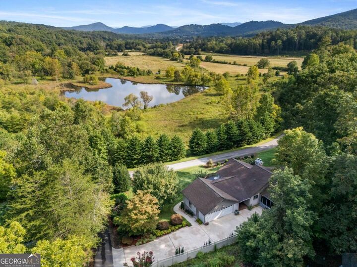 Property Photo: 1396 Deerfield Road GA 30582