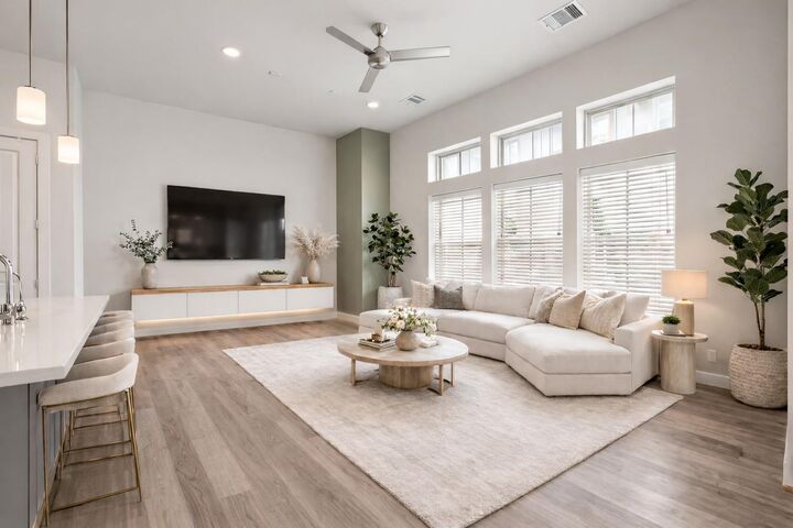 Property Photo: 5209 Allen Street C TX 77007