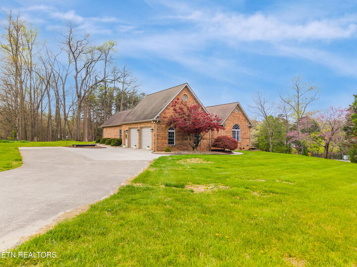 Property Photo: 1227 Tipton Station Rd TN 37920