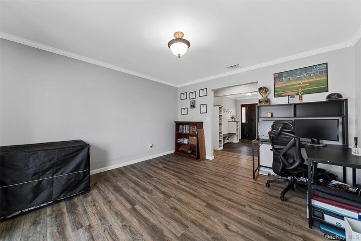 Property Photo:  10 Hidden Drive  NY 10950 