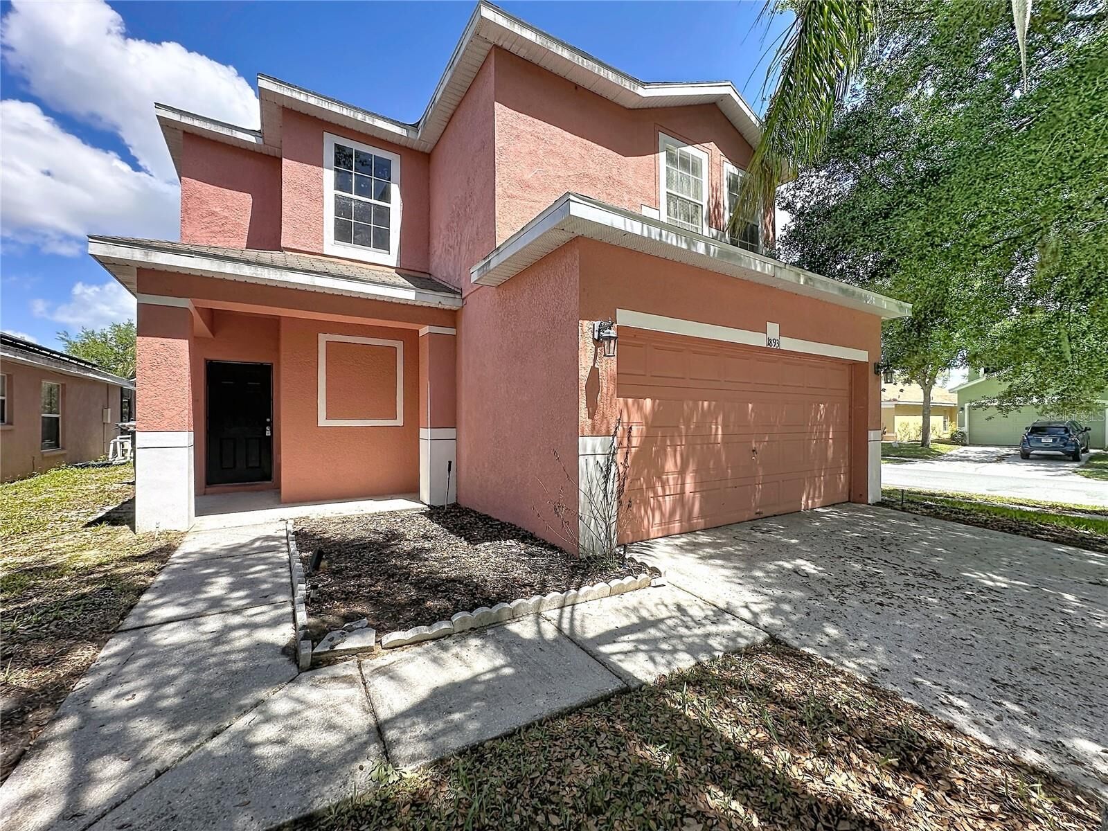 Property Photo:  1893 Royal Ridge Drive  FL 33896 