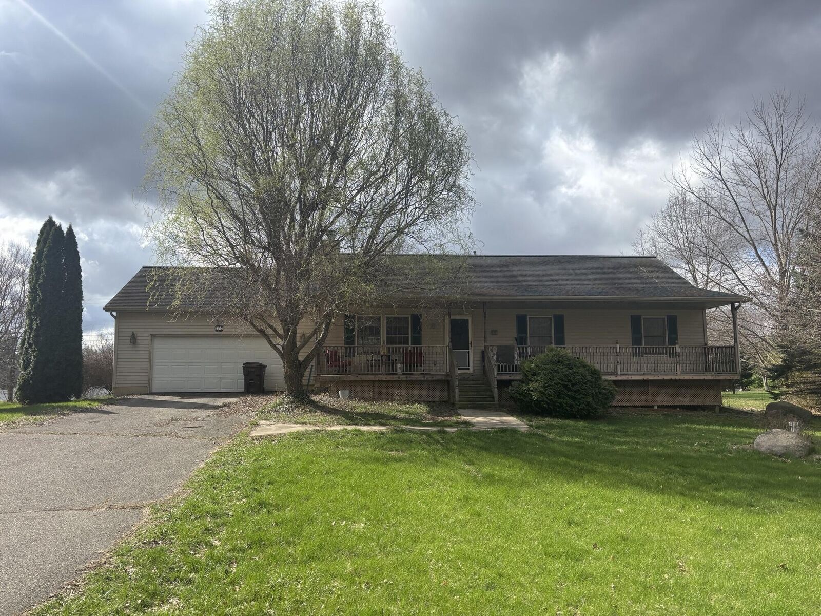 Property Photo: 7117 King Road MI 49283