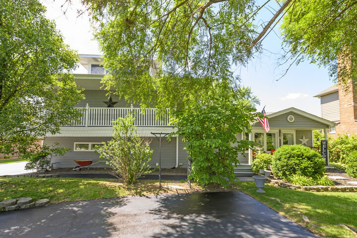 Property Photo:  9201 175th Street  IL 60487 