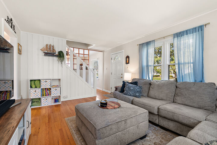 Property Photo: 6613 Glenview Drive IL 60477