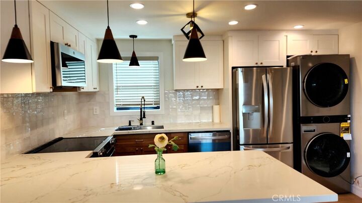 Property Photo:  1972 S Corning Street  CA 90034 