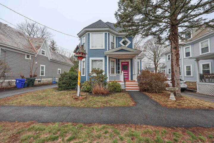 Property Photo: 414 Walnut Street NH 03104