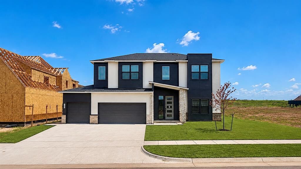 Property Photo:  18020 Fields Drive  OK 73012 
