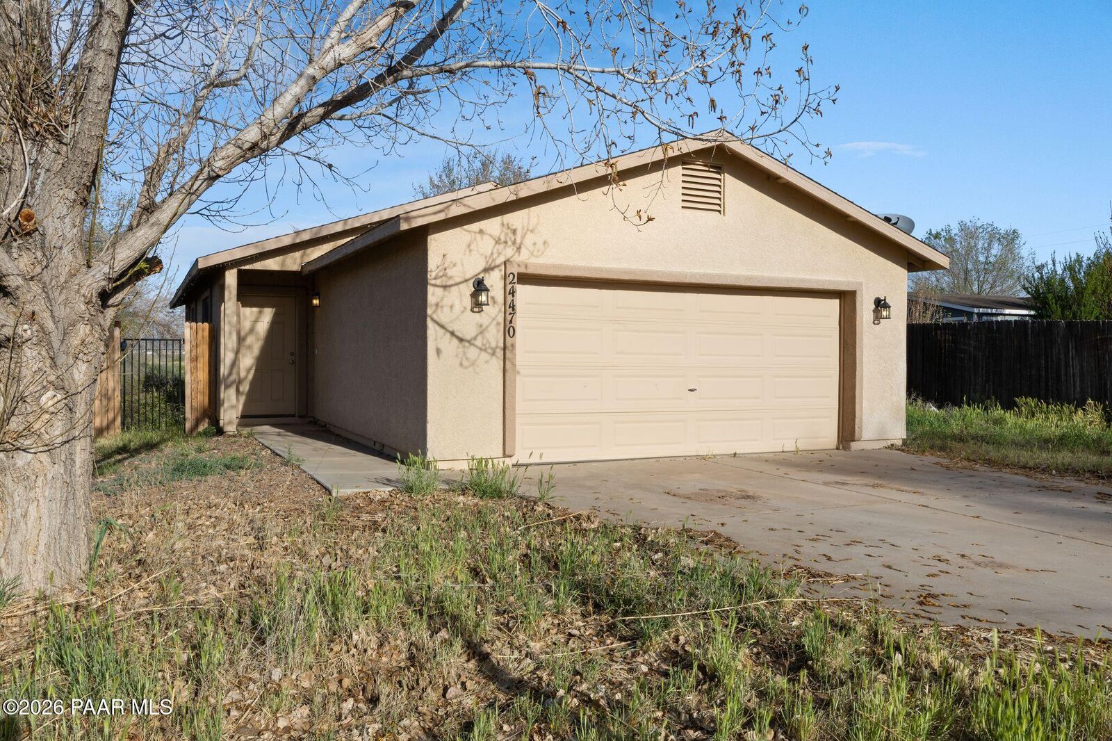 Property Photo:  24470 N Yosemite Street  AZ 86334 