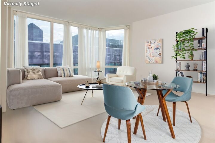 Property Photo:  1 Franklin St 1412  MA 02110 