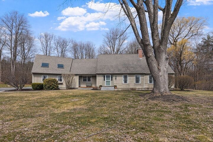 Property Photo:  40 Pelham Dr  MA 01420 