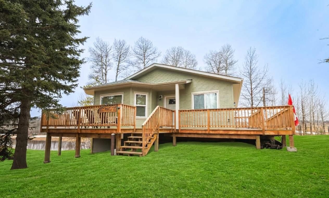 Property Photo: 375040 Range Road 8-1 AB T4T 2A2