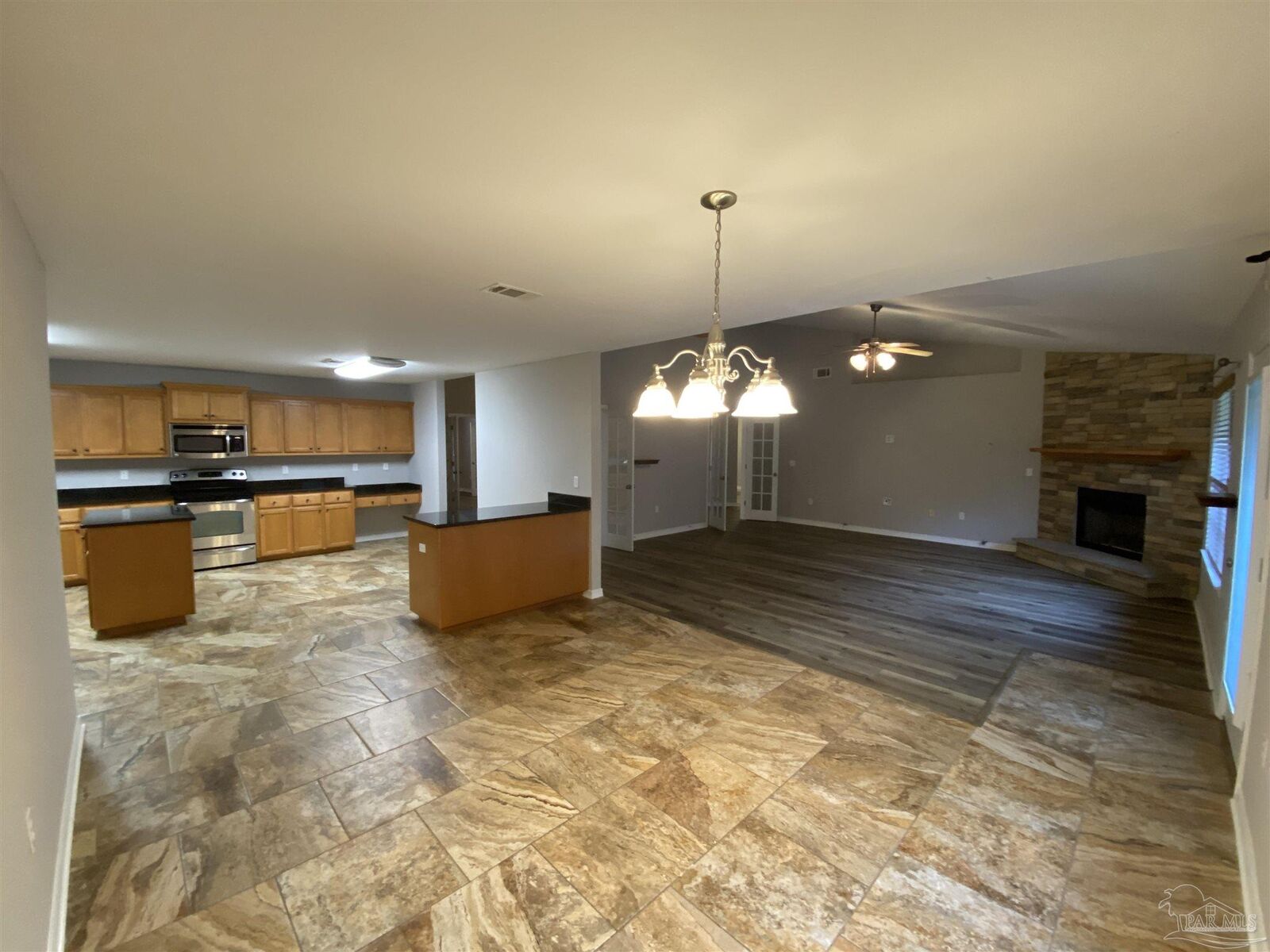 Property Photo:  1810 Twin Pine Blvd  FL 32563 