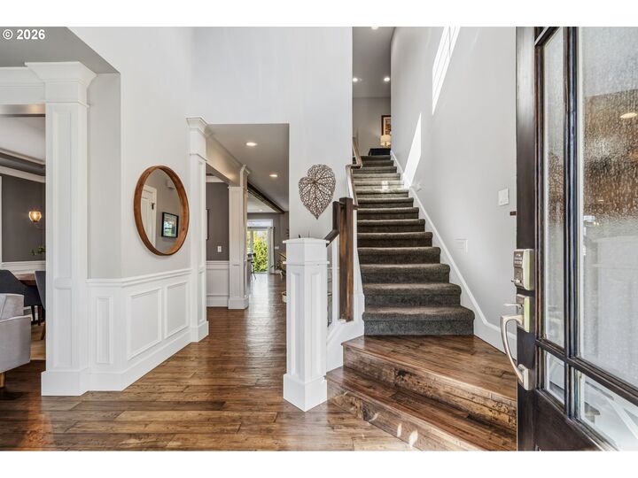 Property Photo: 13559 Provincial Hill Way OR 97035