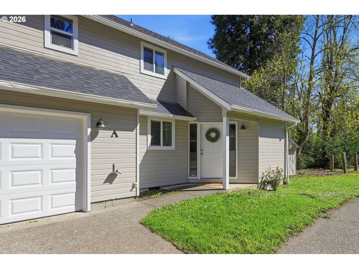 Property Photo:  84485 Parkway Rd  OR 97455 