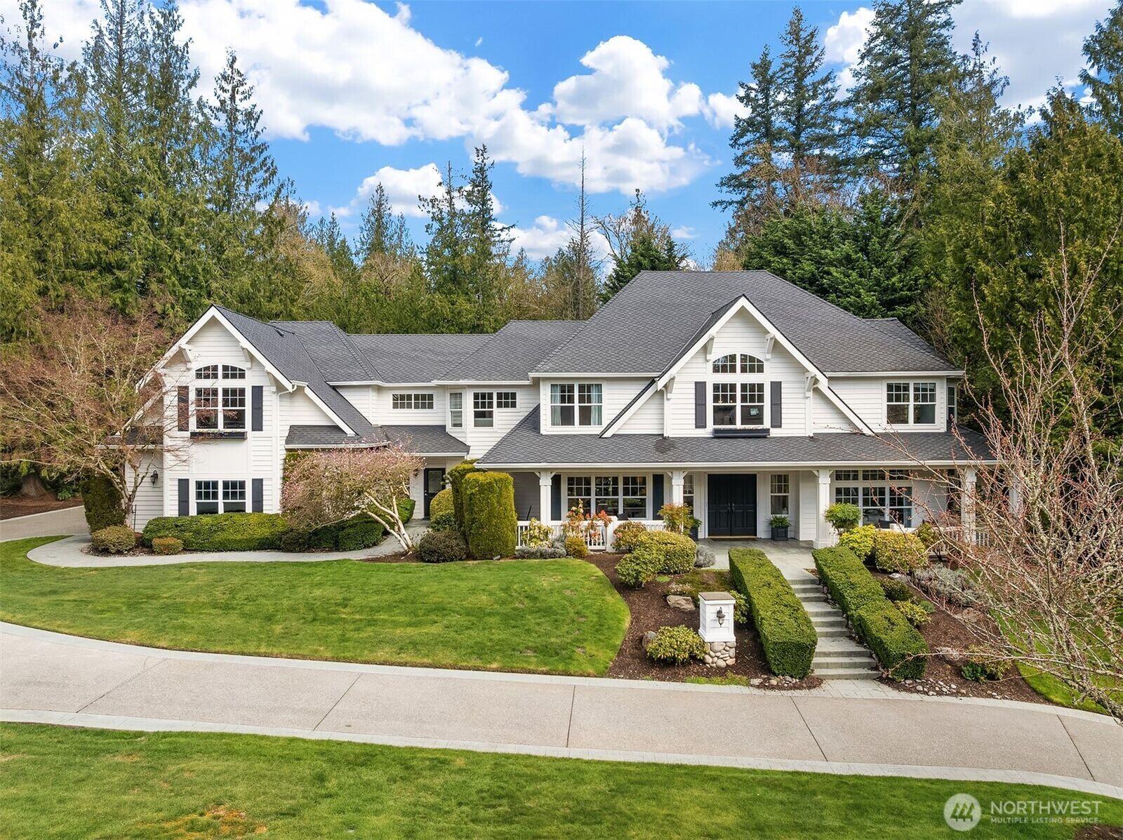 Property Photo:  29002 NE 3rd Way  WA 98014 