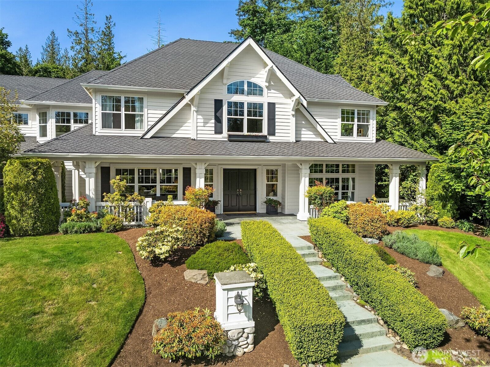Property Photo:  29002 NE 3rd Way  WA 98014 