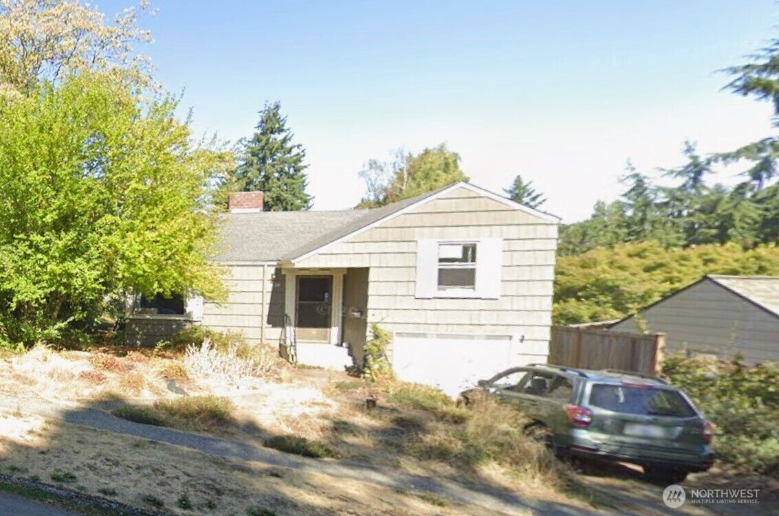 Property Photo: 2134 NE 81st Place WA 98115