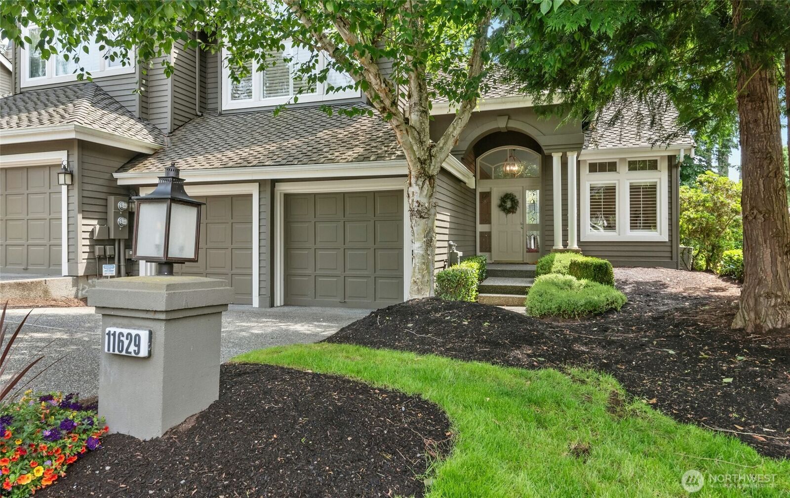 Property Photo:  11629 E Oakmont Drive  WA 98275 