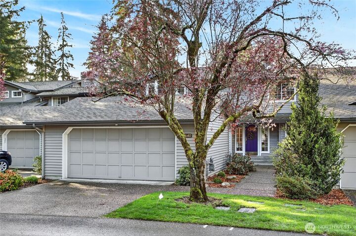 Property Photo:  6640  114th Avenue SE  WA 98006 