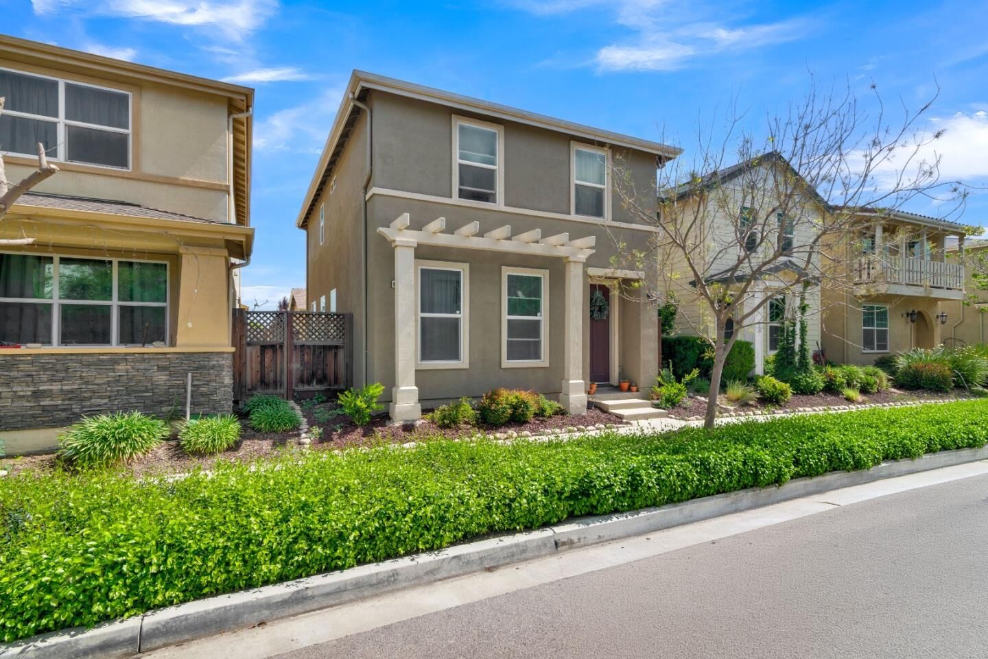 Property Photo:  642 Heirloom Place  CA 93930 