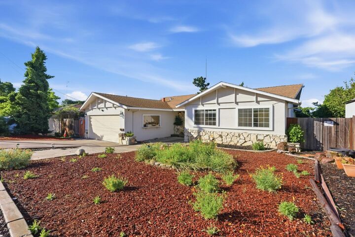 Property Photo: 1475 Cliff Drive CA 95132