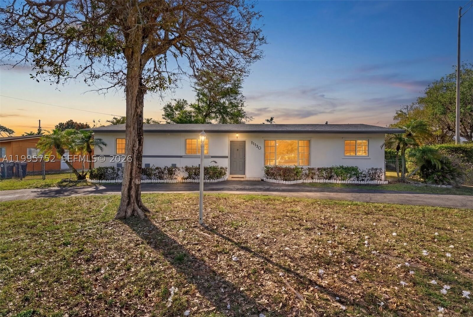 Property Photo:  11190 SW 57th St  FL 33173 