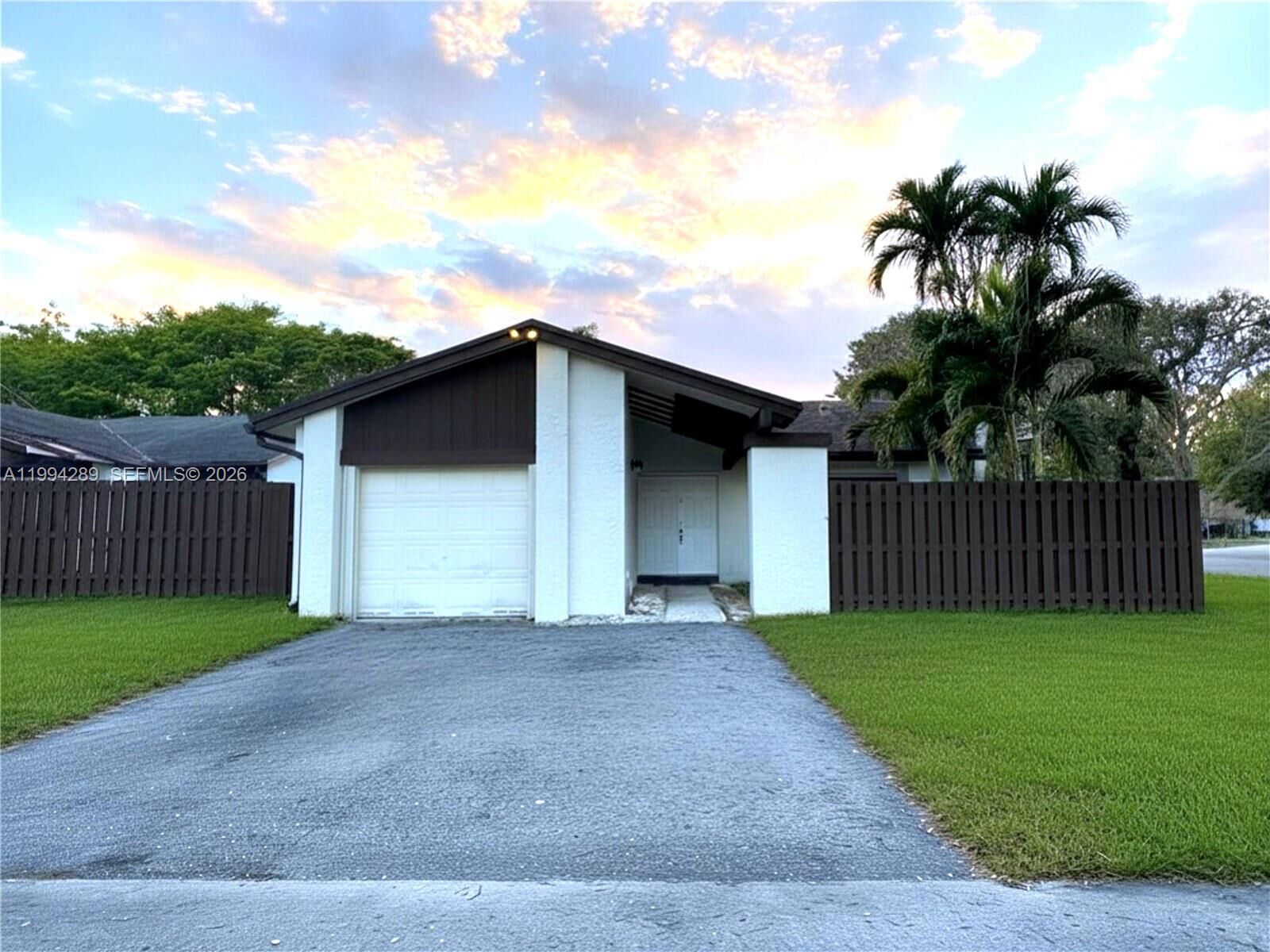 Property Photo: 13428 SW 108th St Cir N FL 33186