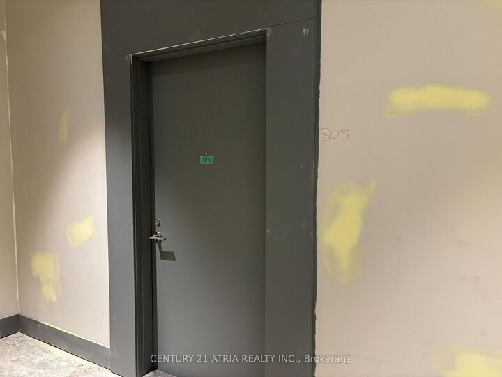 Photo de la propriété:  50 O'Neill Road 805  ON M3C 0R1 