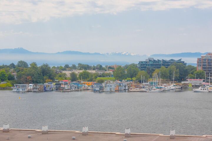 Property Photo:  75 Songhees Rd 502  BC V9A 7M5 
