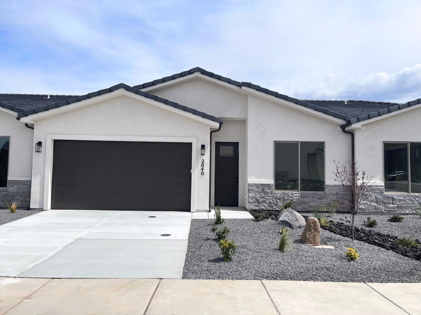 Property Photo: 2040 W 320 S UT 84737
