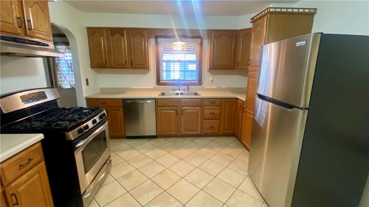 Property Photo:  1109 Pacific Ave  PA 15014 