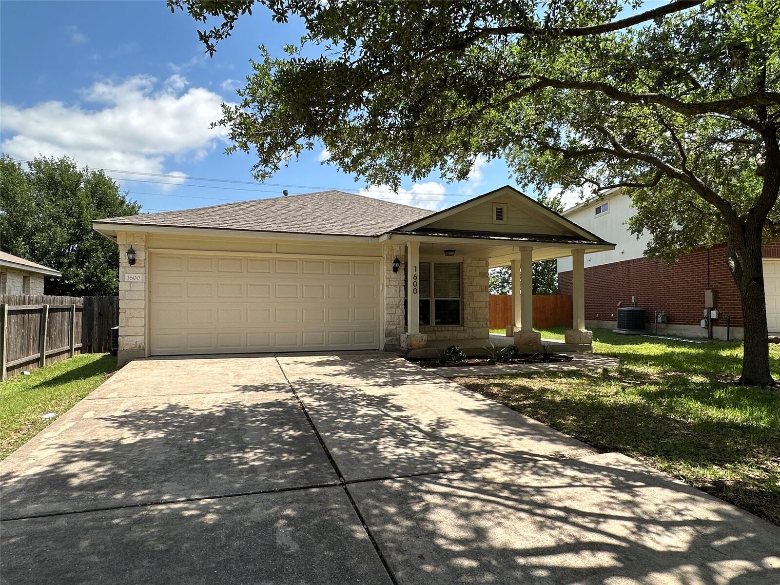 Property Photo:  1600 McDowell Bend  TX 78641 