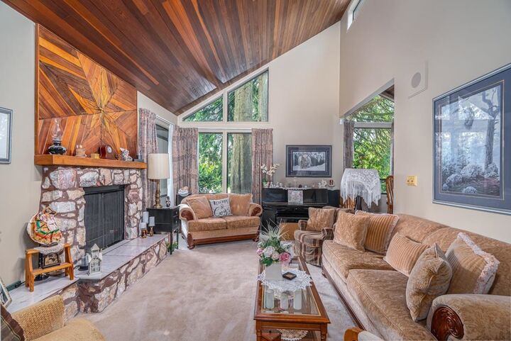 Property Photo: 1961 Dahl Crescent BC V2S 4B6