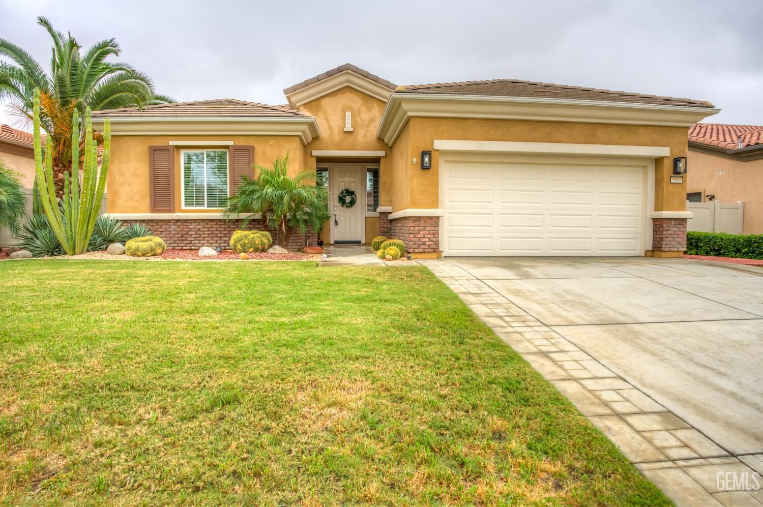 Property Photo:  5900 River Birch Drive  CA 93306 