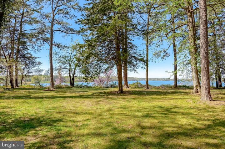 Property Photo:  19479 North Snow Hill Manor  MD 20653 