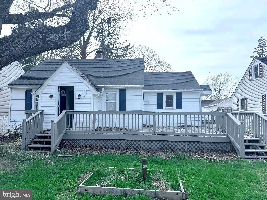 Property Photo: 306 Atlantic Avenue MD 21804