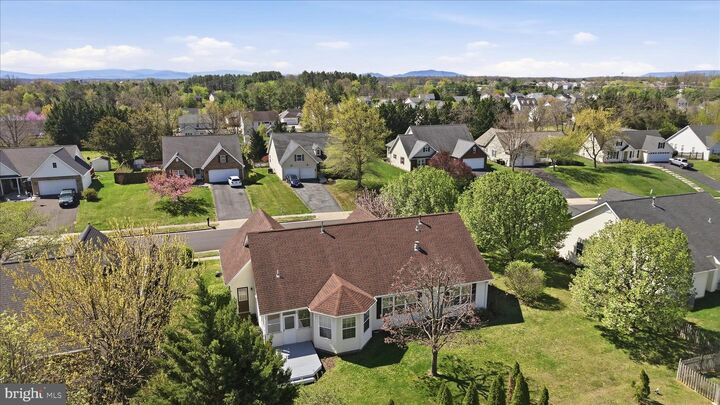 Property Photo: 231 Bentley Avenue VA 22602